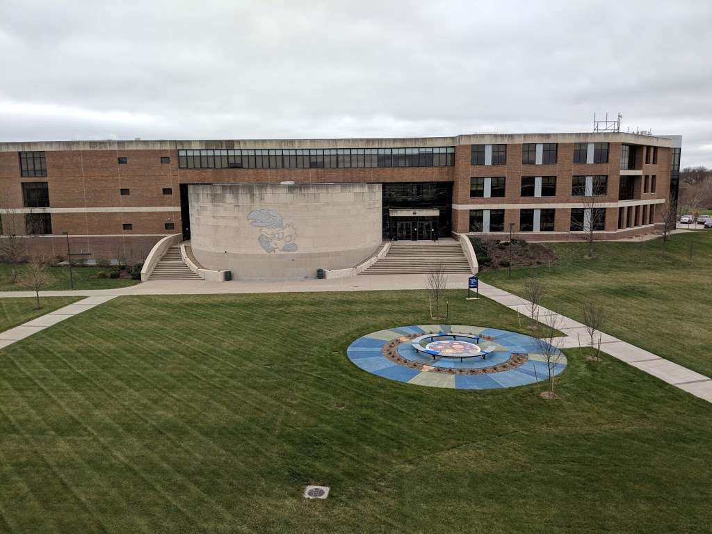university of kansas edwards campus 12600 s quivira rd overland overland university